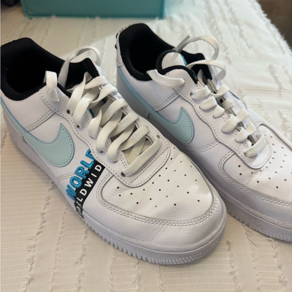 Nike Air Force 1 Low '07 LV8